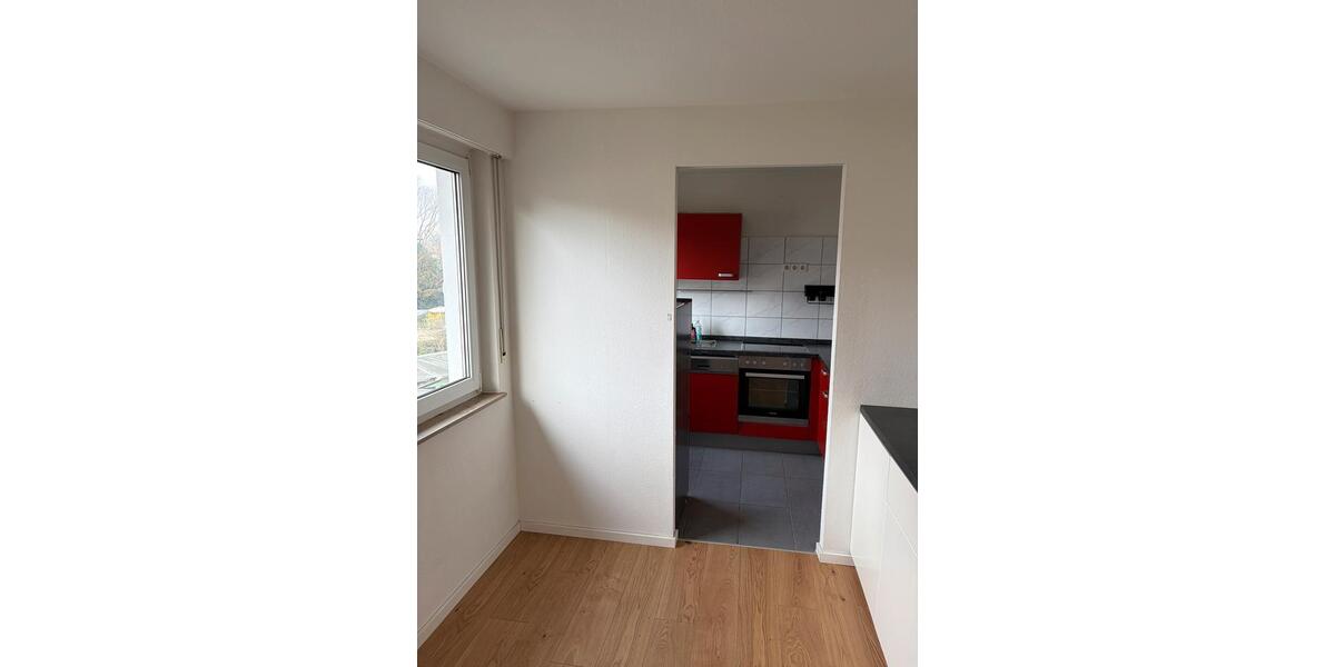 Etagenwohnung Stuttgart Bad Cannstatt - 3 Zimmer, 70 m&sup2;, 900&euro; | Angebot:25973923