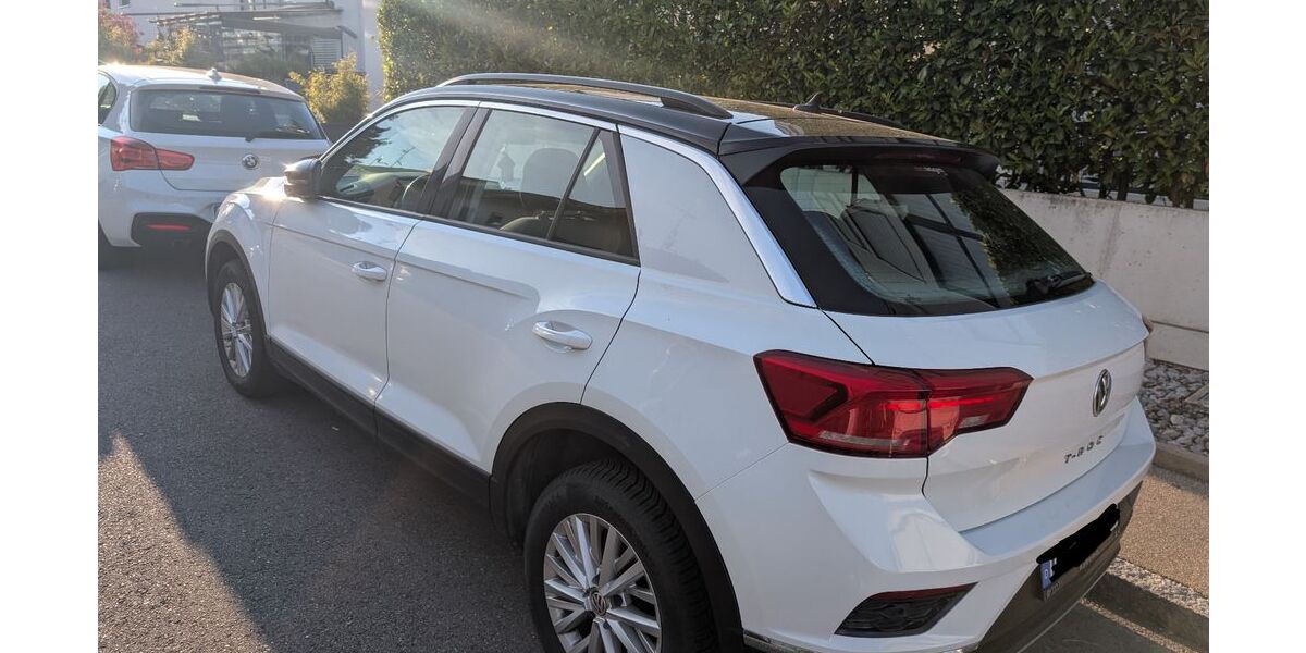 VW T-Roc 53.000 km 22.200 &euro; Perouse / Rutesheim 71277