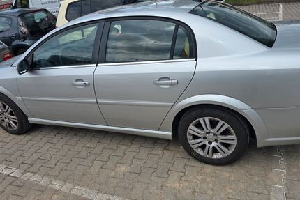 Opel Vectra 140.000 km 1.400 &euro; Böblingen 71032