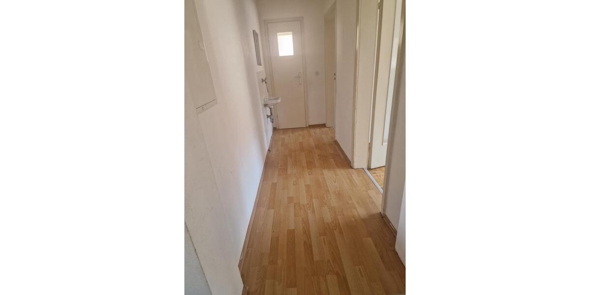 Etagenwohnung Reutlingen Reutlingen-Betzingen - 5 Zimmer, 100 m&sup2;, 1.150&euro; | Angebot:27587740