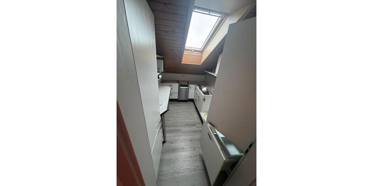 Dachgeschoßwohnung Leinfelden-Echterdingen Echterdingen - 3 Zimmer, 76 m&sup2;, 1.100&euro; | Angebot:26624331