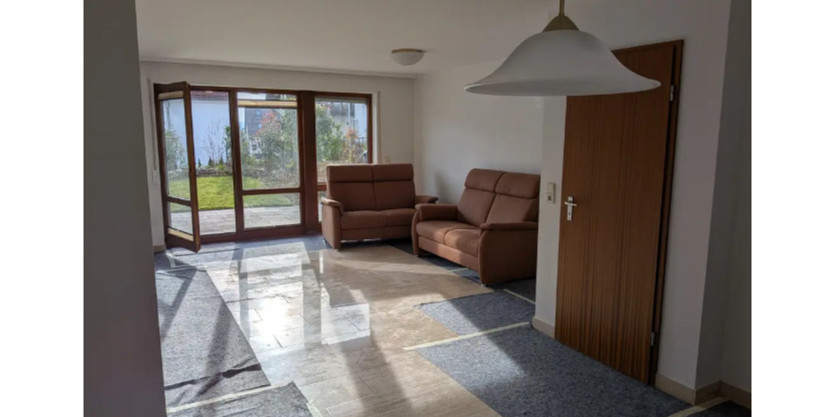 Reihenhaus Stuttgart Neuwirtshaus - 5 Zimmer, 125 m&sup2;, 2.050&euro; | Angebot:24654076