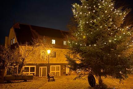 2 Zimmer frei ab sofort 4 Betten 2 zimmer