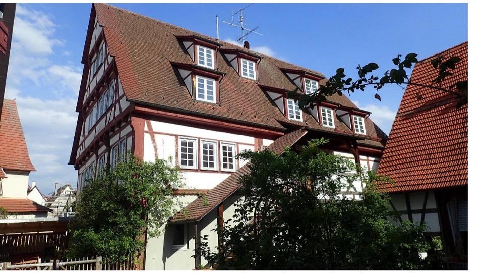 Etagenwohnung Ammerbuch - 5 Zimmer, 150 m&sup2;, 2.050&euro; | Angebot:27598153