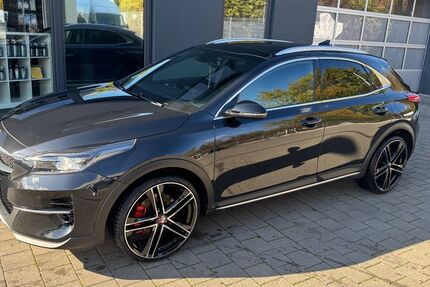 Kia XCeed 81.000 km 18.400 € Asperg 71679