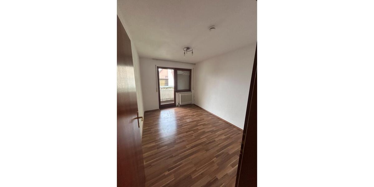Reihenhaus Renningen - 7 Zimmer, 150 m&sup2;, 655.000&euro; | Angebot:24741224