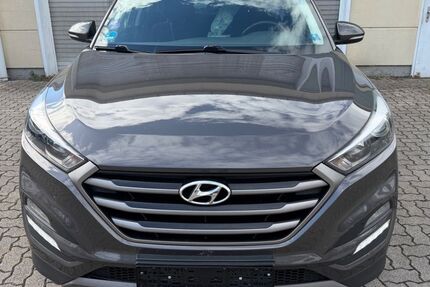 Hyundai TUCSON 189.000 km 10.999 &euro; Pforzheim 75179