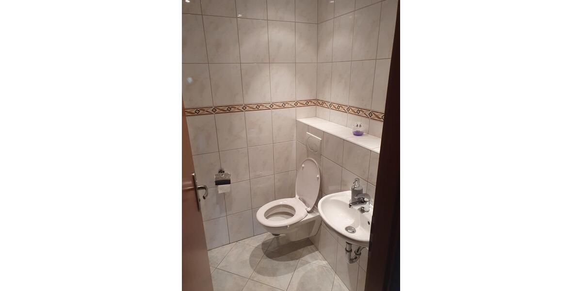 Etagenwohnung Mühlacker - 3 Zimmer, 90 m&sup2;, 1.060&euro; | Angebot:26395522
