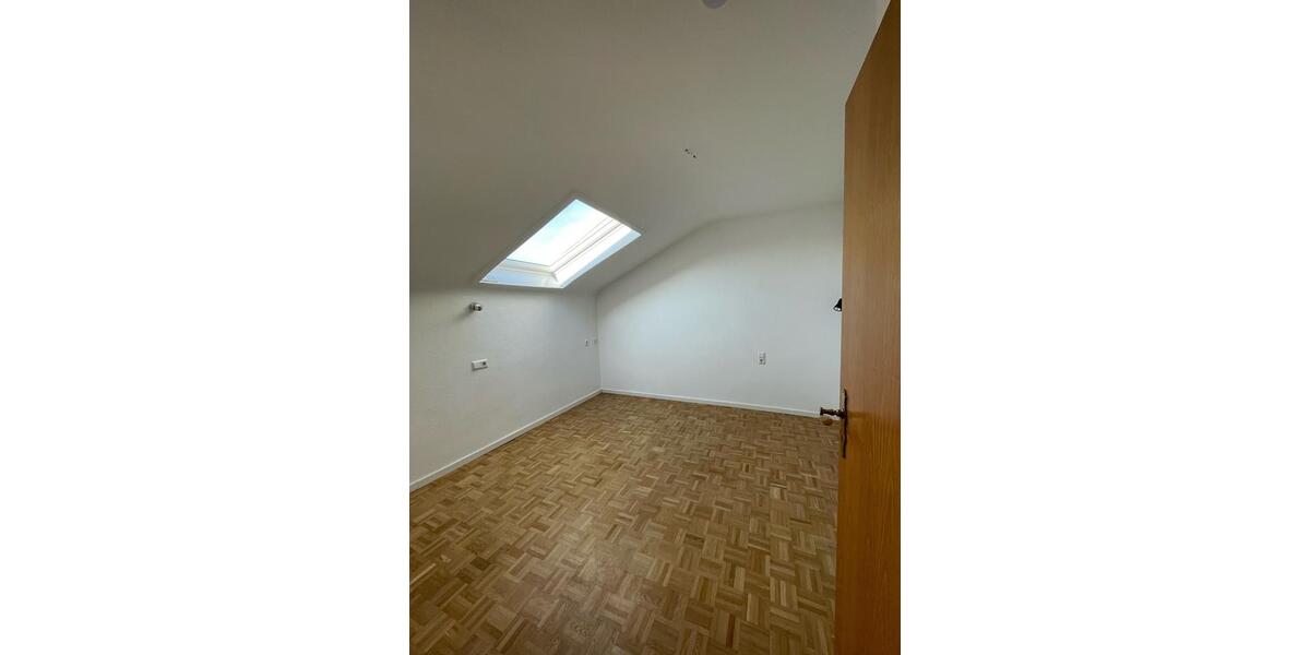 Reihenhaus Schwieberdingen - 4 Zimmer, 117 m&sup2;, 1.770&euro; | Angebot:26470231