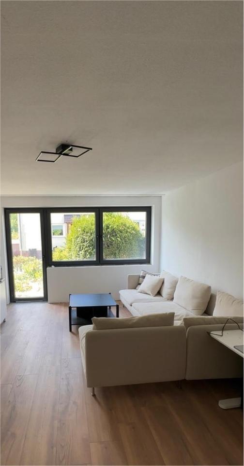 2.5 Zimmerwohnung mit TerrasseGarten zimmer