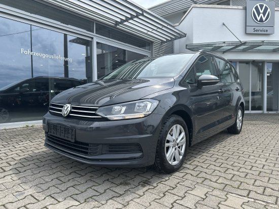 VW Touran 132.483 km 17.980 € Wendlingen am Neckar 73240