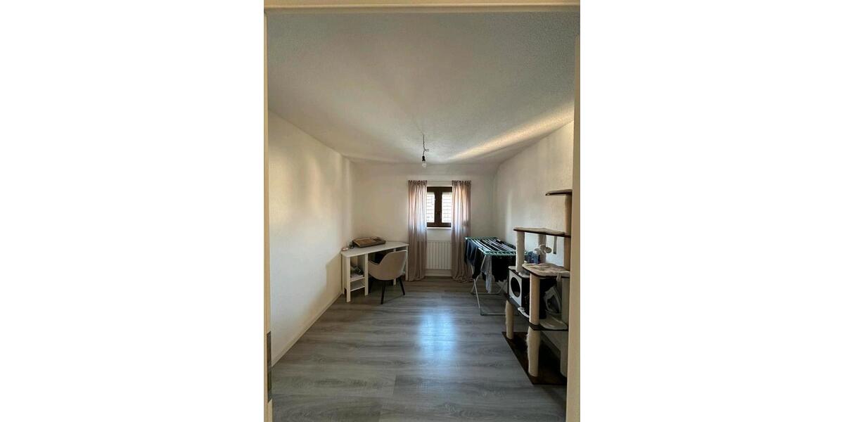 Dachgeschoßwohnung Schwieberdingen - 3 Zimmer, 67 m&sup2;, 251.500&euro; | Angebot:25874182