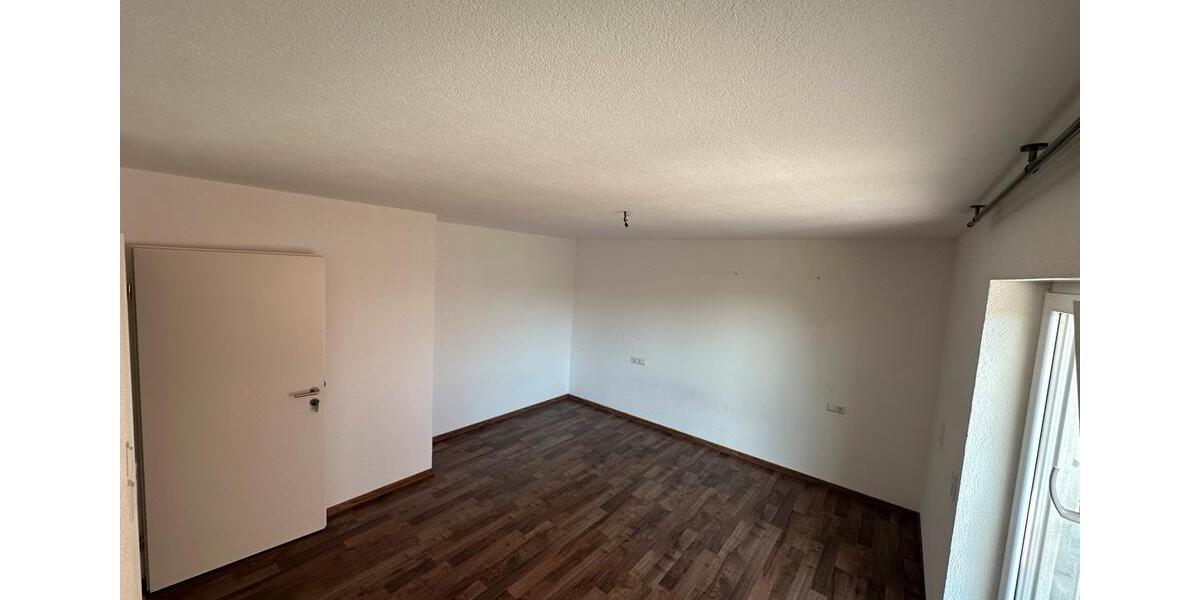 Maisonettenwohnung Herrenberg - 7 Zimmer, 157 m&sup2;, 599.000&euro; | Angebot:26987265