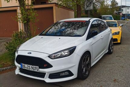 Ford Focus 162.000 km 11.499 &euro; Jettingen 71131