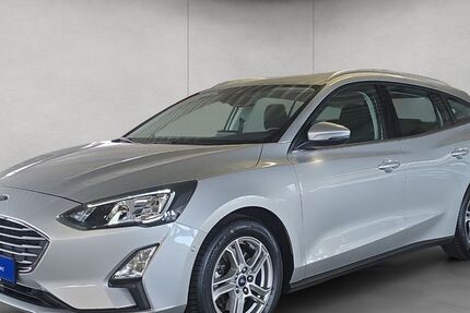 Ford Focus 42.938 km 16.980 € Stuttgart 70190