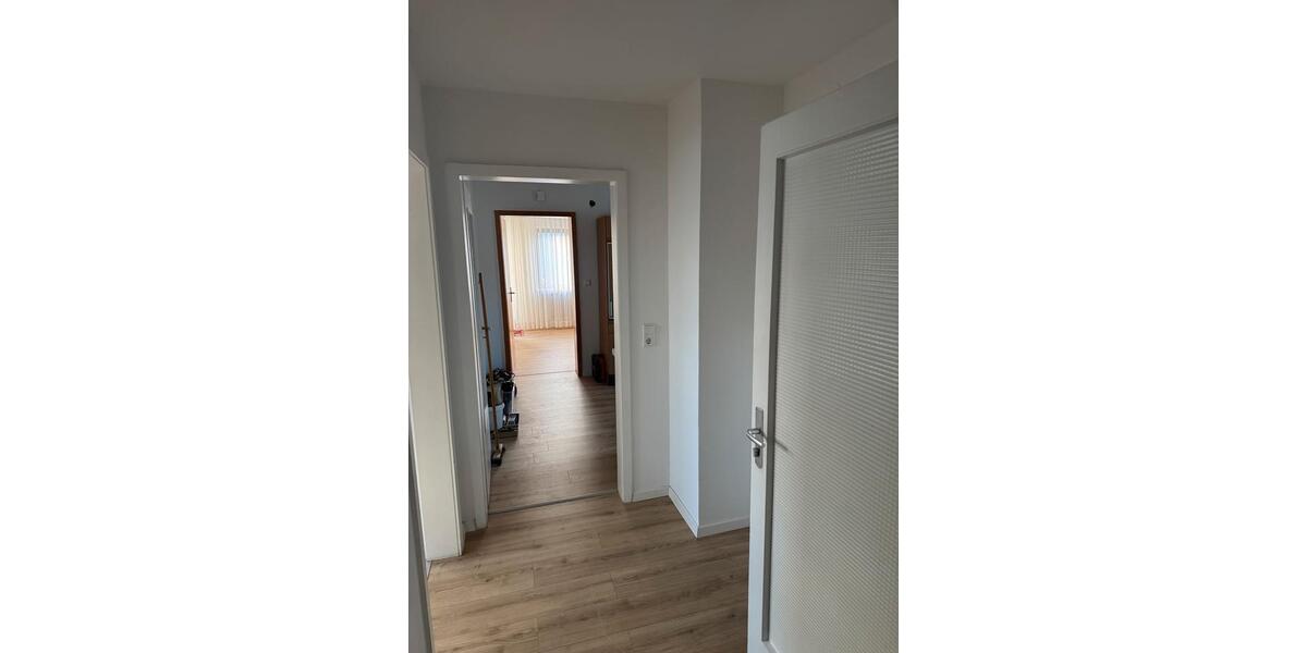 Dachgeschoßwohnung Tübingen - 3 Zimmer, 60 m&sup2;, 880&euro; | Angebot:25992082