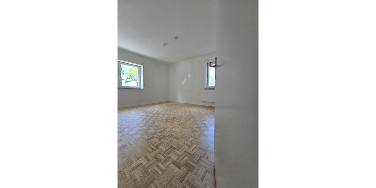 Erdgeschoßwohnung Stuttgart Stuttgart-Nord - 2.5 Zimmer, 65 m&sup2;, 1.200&euro; | Angebot:25131282