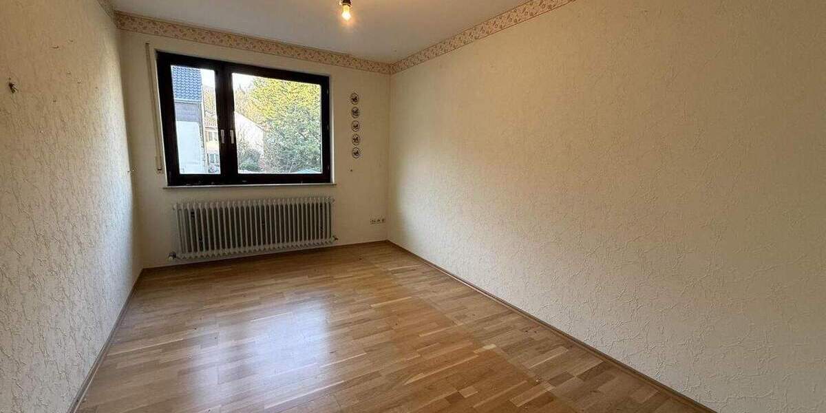 Doppelhaushälfte Esslingen am Neckar Weil - 5 Zimmer, 127 m&sup2;, 450.000&euro; | Angebot:24506069