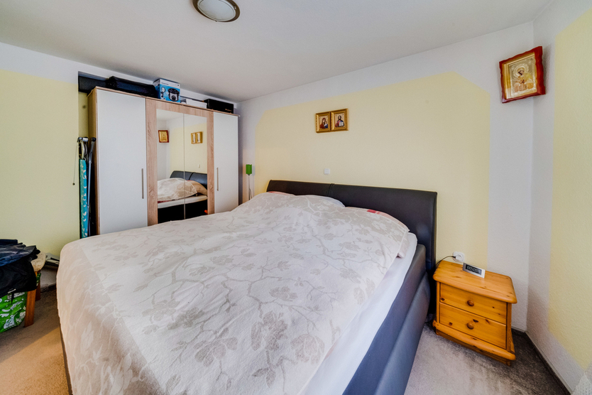 Wohn- und Geschäftshaus in der Reutlinger Innenstadt - für Investoren und Eigennutzer 8 zimmer