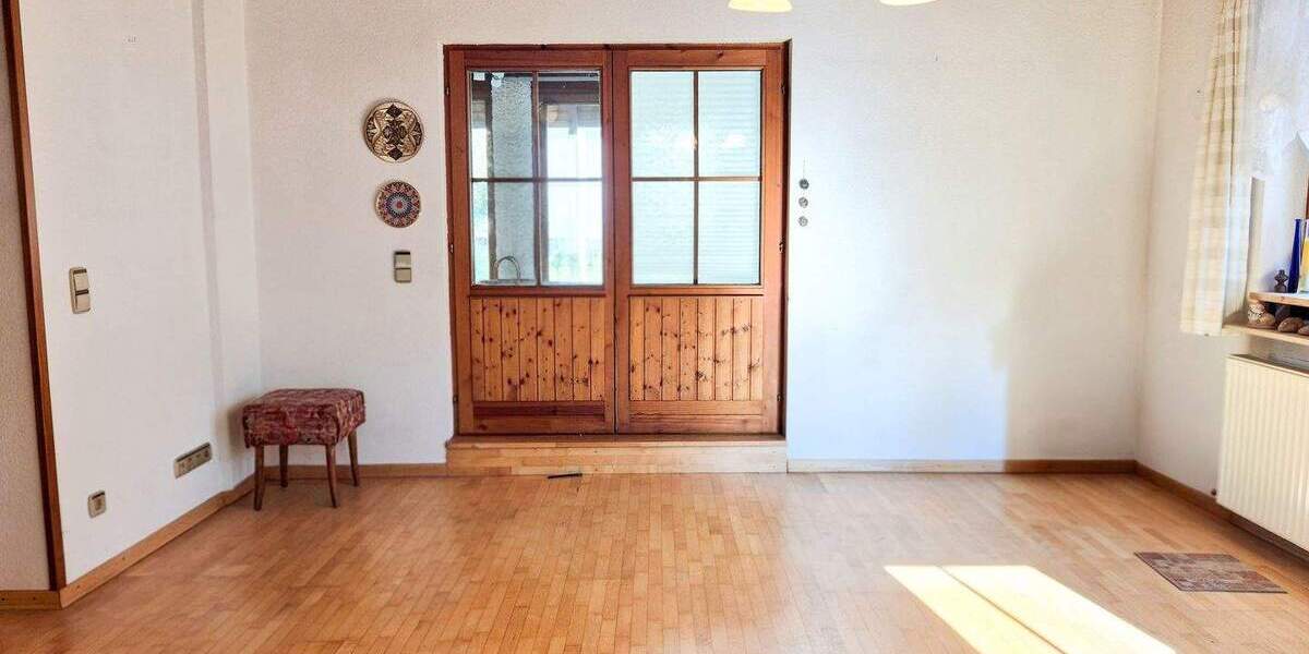 Mehrfamilienhaus, Wohnhaus Esslingen Mettingen - 1 Zimmer, 204 m&sup2;, 549.000&euro; | Angebot:25706117