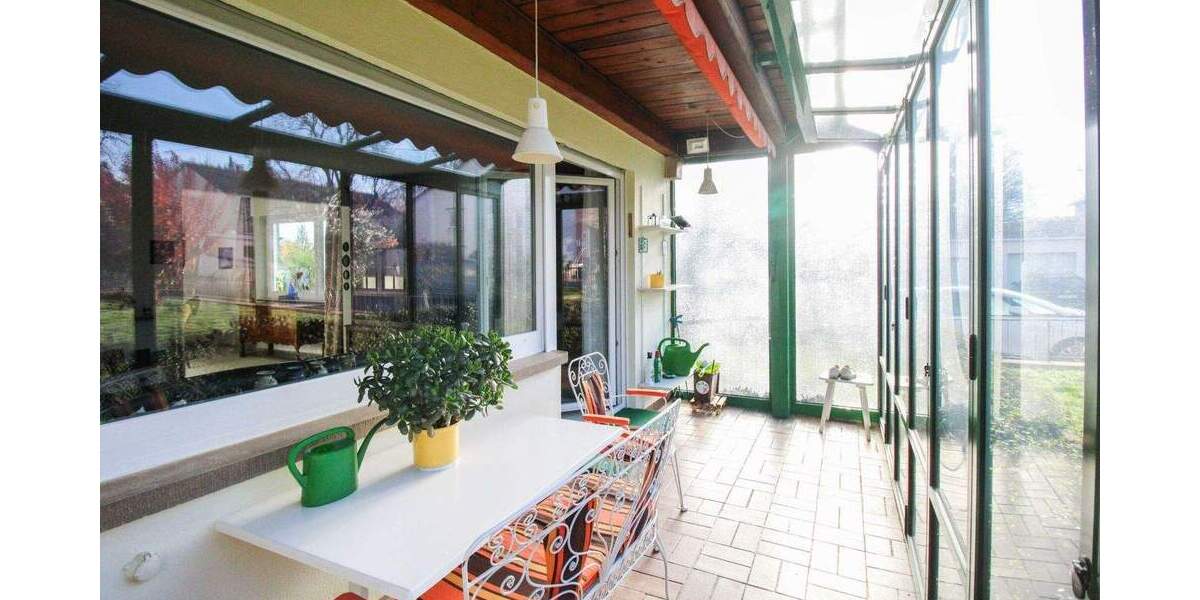 Reihenendhaus Stuttgart Rot - 6 Zimmer, 131 m&sup2;, 450.000&euro; | Angebot:25142095