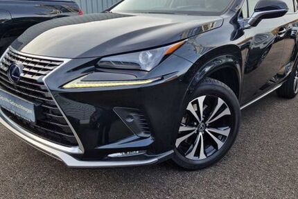 Lexus NX 300 40.531 km 34.750 € Nürtingen 72622
