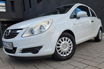 Opel Corsa 80.000 km 2.888 &euro; Stuttgart 70563