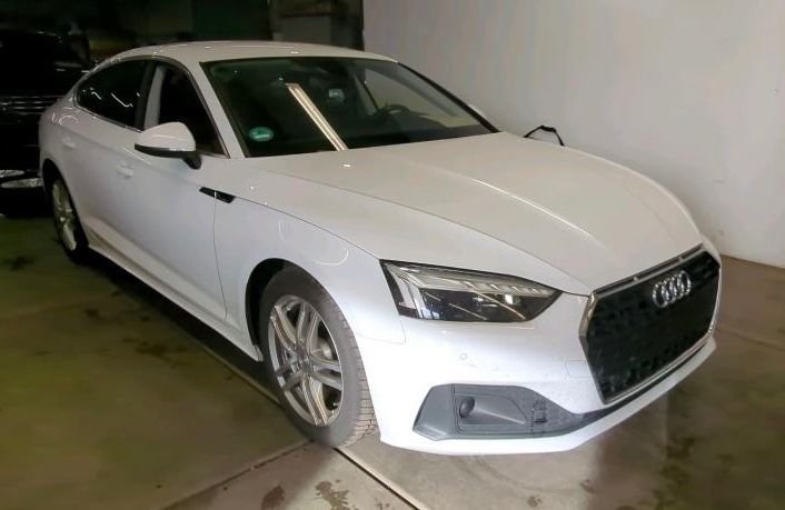 Audi A5 211.000 km 17.999 &euro; Ditzingen 71254