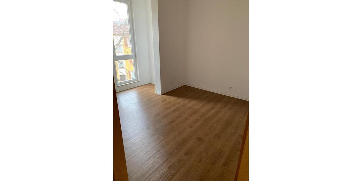 Etagenwohnung Esslingen am Neckar - 3 Zimmer, 63 m&sup2;, 660&euro; | Angebot:26383055