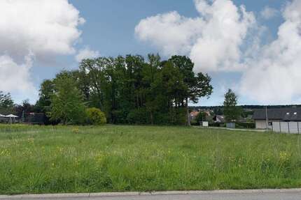 Grundstück zu verkaufen in Engelsbrand 252.700 € 722 m²