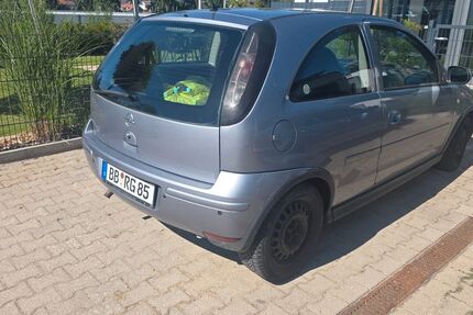 Opel Corsa 123.000 km 1.350 &euro; Aidlingen 71134