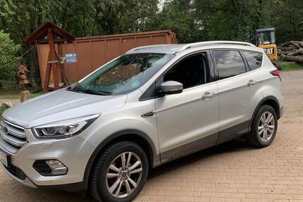 Ford Kuga 91.000 km 13.890 &euro; Tübingen-Pfrondorf 72074
