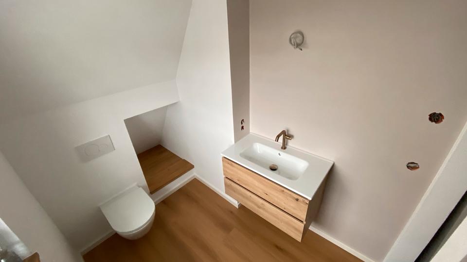 Dachgeschoßwohnung Kernen im Remstal - 3 Zimmer, 60 m&sup2;, 1.000&euro; | Angebot:24756203