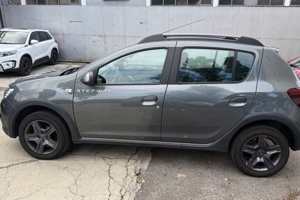 Dacia Sandero 131.000 km 6.999 &euro; Sindelfingen 71065
