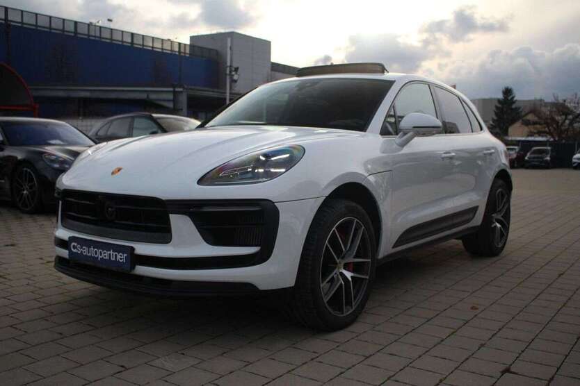 Porsche Macan 26.900 km 68.900 € Sindelfingen 71065