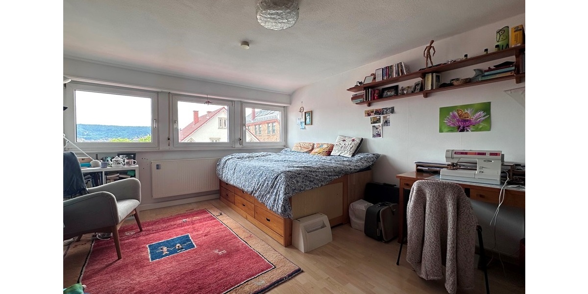 3 Zi.-DG-Wohnung mit Fernsicht in Top Lage von Stuttgart West Nähe Hölderlinplatz - Dachgeschoßwohnung Stuttgart Stuttgart-West | Angebot:26829496