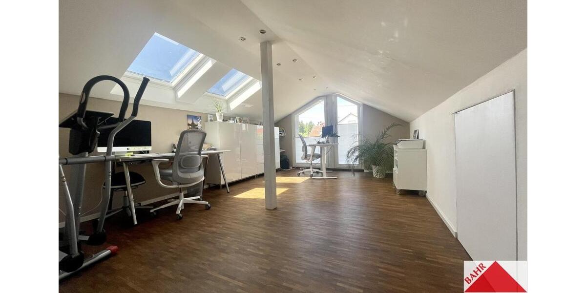 Einfamilienhaus Magstadt - 6.5 Zimmer, 150 m&sup2;, 2.450&euro; | Angebot:26517686