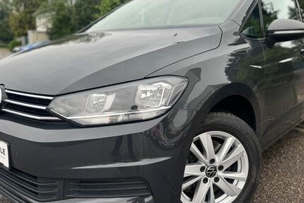 VW Touran 152.800 km 17.299 € Kornwestheim 70806