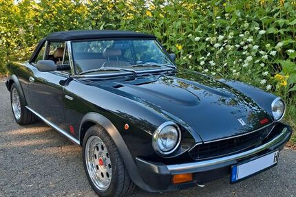 Fiat 124 Spider