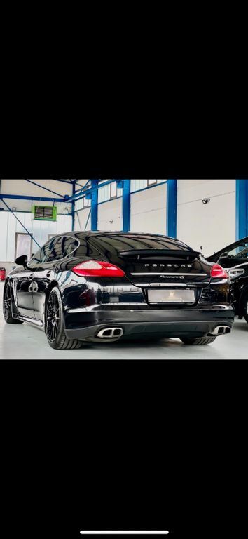 Porsche Panamera 136.123 km 31.999 € Sindelfingen 71067
