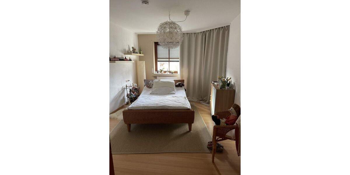 Etagenwohnung Ditzingen - 3 Zimmer, 79 m&sup2;, 295.000&euro; | Angebot:25095098