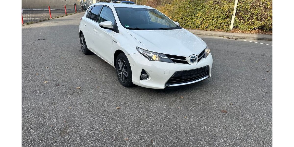 Toyota Auris 160.000 km 10.600 &euro; Möglingen/Ludwigsburg 71696