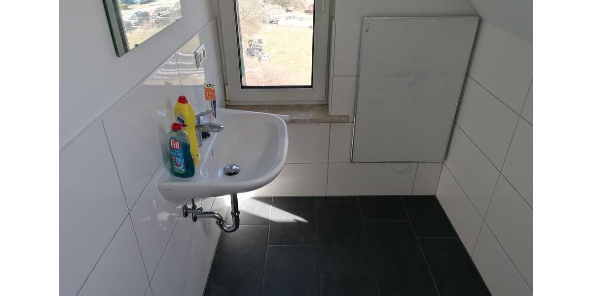 Dachgeschoßwohnung Bietigheim-Bissingen Bissingen - 2 Zimmer, 45 m&sup2;, 600&euro; | Angebot:25540106