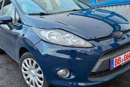 Ford Fiesta 144.000 km 3.300 &euro; Holzgerlingen 71088