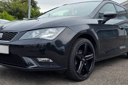 Seat Leon 141.000 km 9.500 &euro; Pforzheim 75179