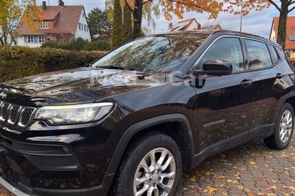 Jeep Compass 19.000 km 22.500 € Fellbach 70736