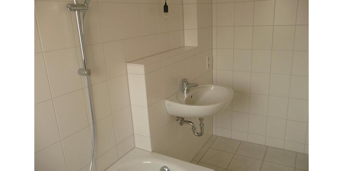 Etagenwohnung Esslingen am Neckar Pliensauvorstadt - 4 Zimmer, 86 m&sup2;, 958&euro; | Angebot:24442947