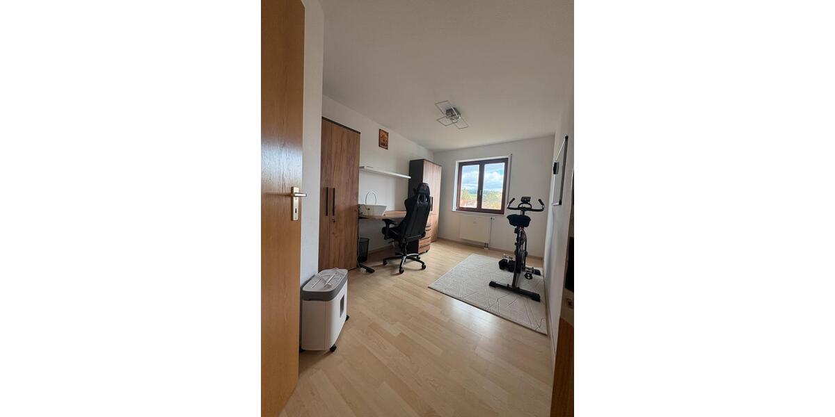 Etagenwohnung Calw - 4 Zimmer, 104 m&sup2;, 1.590&euro; | Angebot:25957091