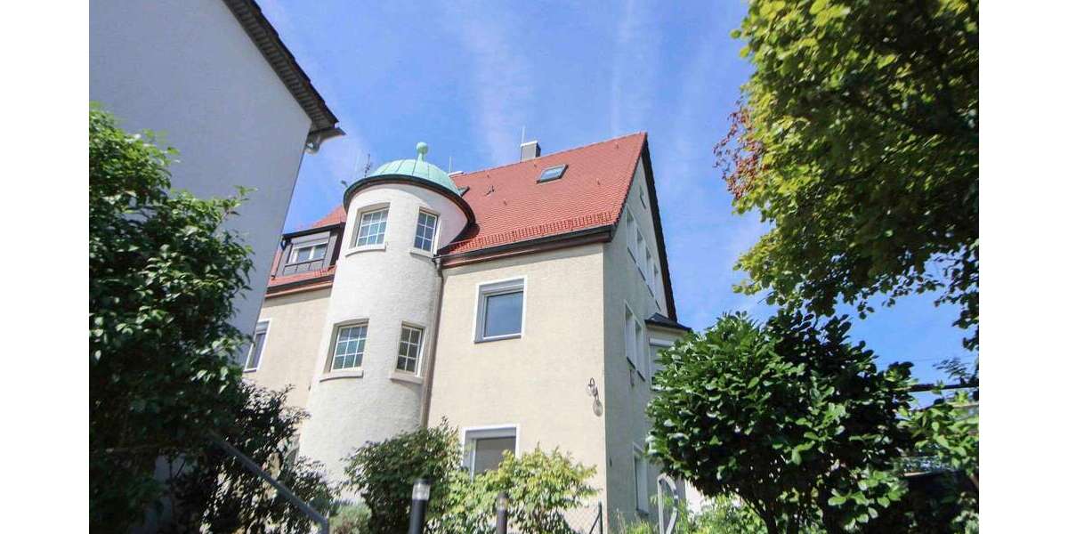 Haus zum Kaufen in Stuttgart 1.200.000 € 204.04 m² 9 zimmer