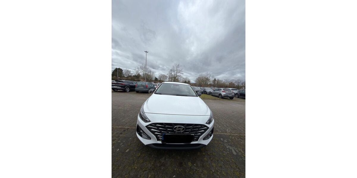 Hyundai i30 119.300 km 13.900 &euro; Stuttgart 70374
